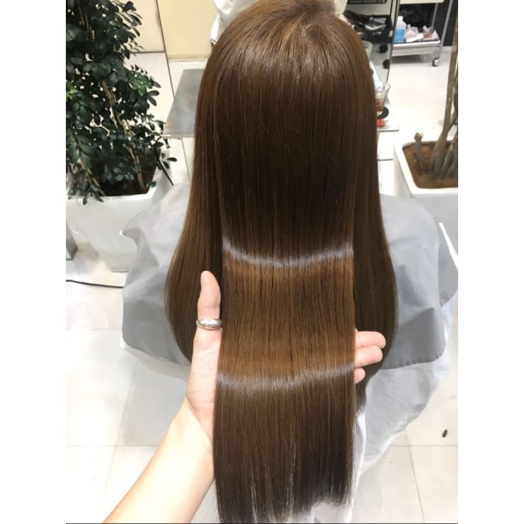 極艶ストレートパーマ Bloom Sweet ブルームスウィート のヘアスタイル 美容院 美容室を予約するなら楽天ビューティ