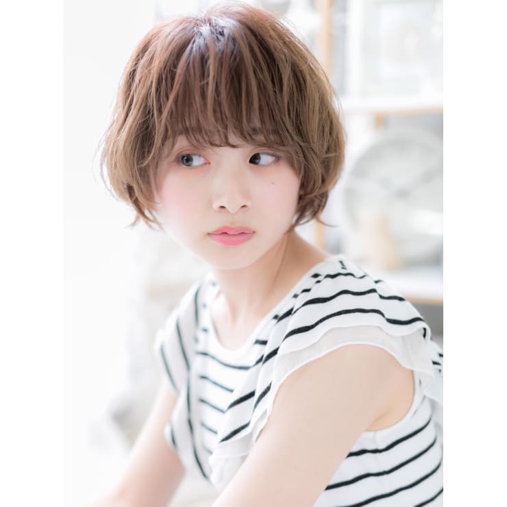 ふんわりくせ毛風 小顔ひし形ショート 大人かわいい Mod S Hair 越谷 モッズヘア 越谷西口店 髪質改善 縮毛矯正 ヘッドスパ モッズヘア コシガヤニシグチテン のヘアスタイル 美容院 美容室を予約するなら楽天ビューティ