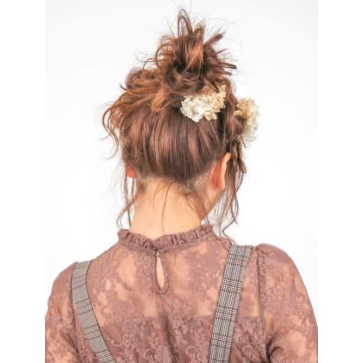 お花のお呼ばれアップスタイル Hair Make Earth 沖縄泡瀬店 ヘアメイクアースオキナワアワセテン のヘアスタイル 美容院 美容室を予約するなら楽天ビューティ