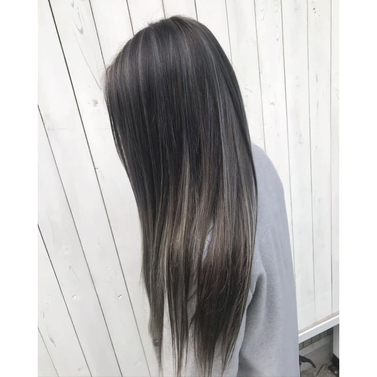 オリーブグレージュの3dハイライト Lohas ロハス のヘアスタイル 美容院 美容室を予約するなら楽天ビューティ