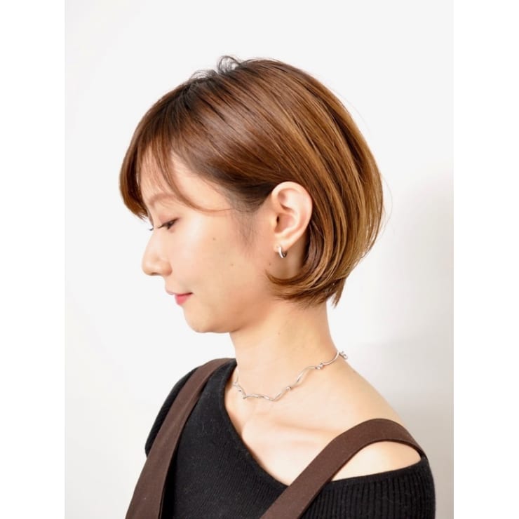 ふんわり丸みの美シルエットショートボブ Beautrium Peninsula ビュートリアム ペニンシュラ のヘアスタイル 美容院 美容室を予約するなら楽天ビューティ