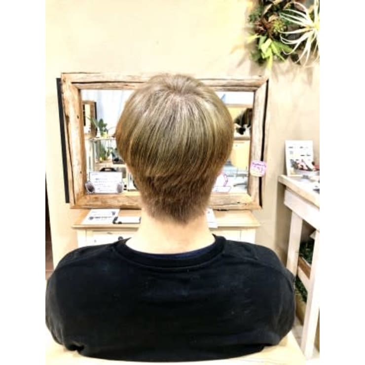 ミルクティーベージュカラー メンズ Another Sky アナザースカイ のヘアスタイル 美容院 美容室を予約するなら楽天ビューティ