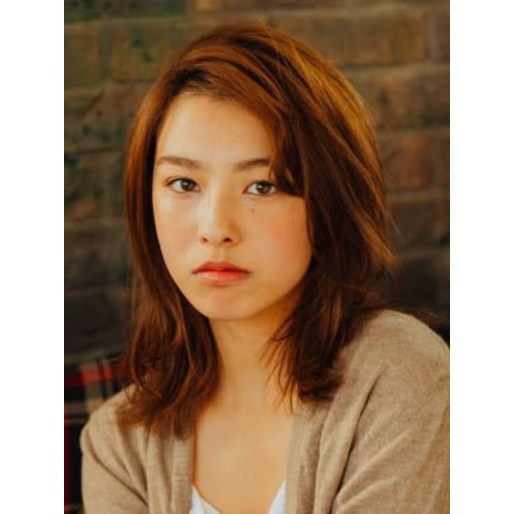 かきあげミディアムレイヤー Blossom ときわ台南口店 ブロッサムトキワダイミナミグチテン のヘアスタイル 美容院 美容室を予約するなら楽天ビューティ