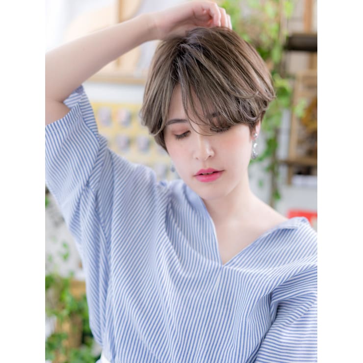 外国人風アシンメトリーハンサムショート ことりべーじゅ | COVER HAIR