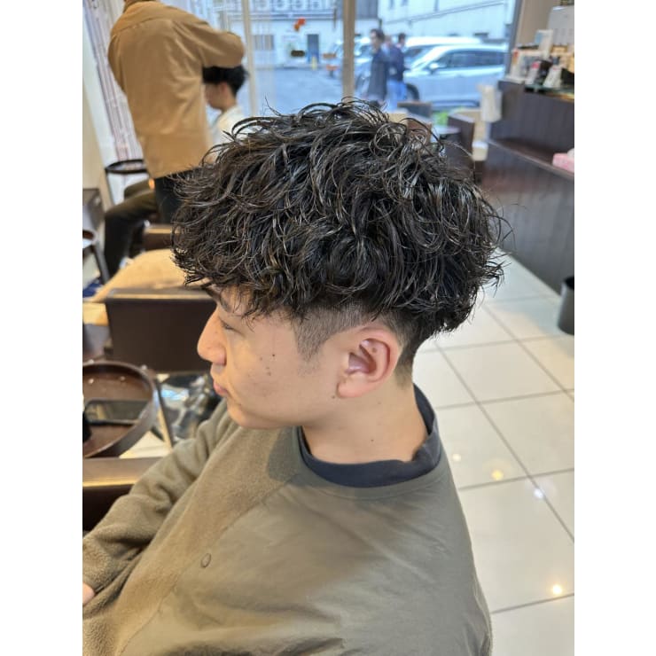 メンズモテヘア特集 男は清潔感が大事 メンズカット メンズパーマ メンズカラーでオシャレに 髪質改善 予防美髪専門店 Stilla Smooth カミシツカイゼンヨボウビハツセンモンテン スティラスムース のこだわり特集 美容院 美容室を予約するなら楽天ビューティ