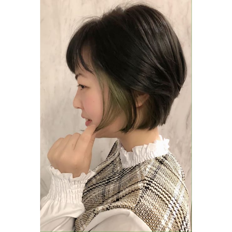 黒髪映えするマットなインナーカラー バリエボブ Hair Make Opsis オプシス のヘアスタイル 美容院 美容室を予約するなら楽天ビューティ