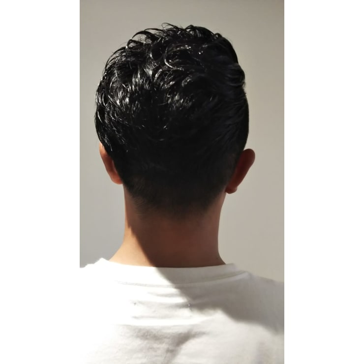 メンズポンパドール Voyage Hair Face ヴォヤージュ ヘアー アンド フェイス のヘアスタイル 美容院 美容室を予約するなら楽天ビューティ