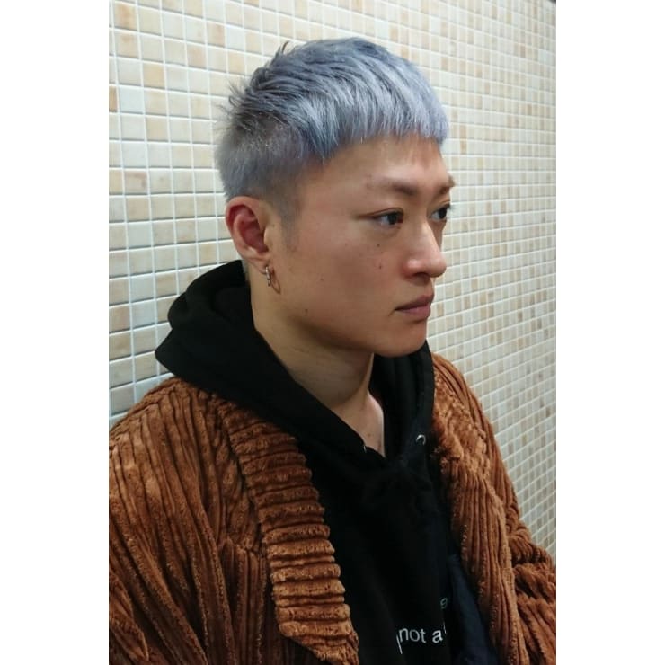 クロップショート シルバー Aco アコ のヘアスタイル 美容院 美容室を予約するなら楽天ビューティ