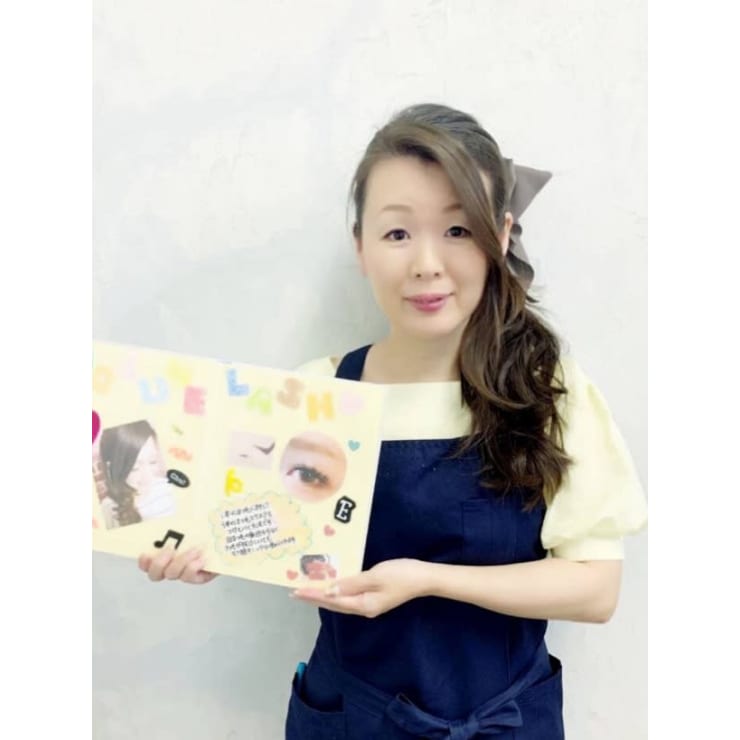 小林 千津 Grazie Eyelash 梅田店 グラッツィエ アイラッシュ ウメダテン のスタッフ ネイル まつげサロンを予約するなら楽天ビューティ