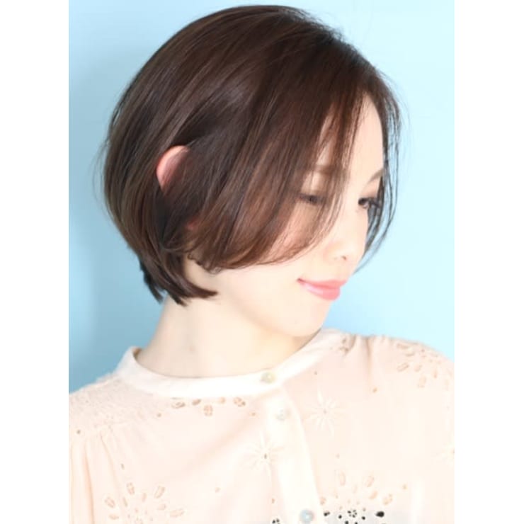 30代40代50代 ひし形ショートボブ Beautrium Ginza ビュートリアム のヘアスタイル 美容院 美容室を予約するなら楽天ビューティ 30代40代50代 ひし形ショートボブ Beautrium Ginza ビュートリアム のヘアスタイル 美容院 美容室を予約するなら楽天ビューティ