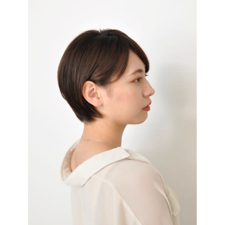 大人上品なひし形ショートボブ Beautrium Peninsula ビュートリアム ペニンシュラ のヘアスタイル 美容院 美容室を予約するなら楽天ビューティ