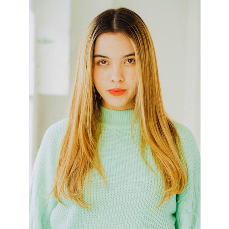 センター分けロングスタイル Collection 船堀店 コレクション のヘアスタイル 美容院 美容室を予約するなら楽天ビューティ