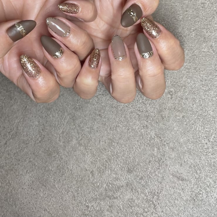 Ruelleのsimple な綺麗デザインが Olさんやオシャレさんにも人気 オーダーアートも Ruelle Nail Eyelashsalon 高知店 リュエル ネイルアンドアイラッシュサロン コウチテン のこだわり特集 ネイル まつげサロンを予約するなら楽天ビューティ
