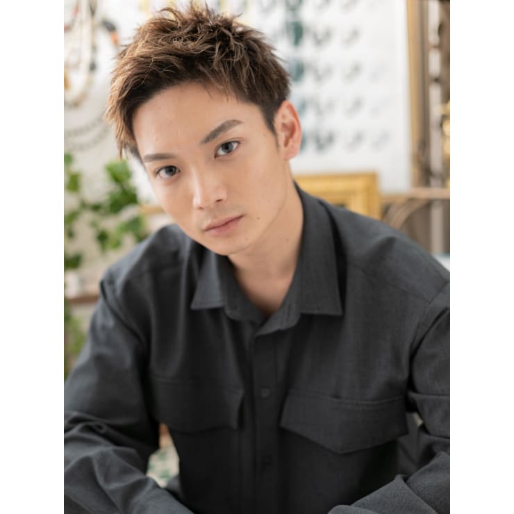 外国人風カラー モテワイルドアップバング 簡単スタイリング Cover Hair Bliss 北浦和西口店 カバーヘアブリス キタウラワニシグチテン のヘアスタイル 美容院 美容室を予約するなら楽天ビューティ