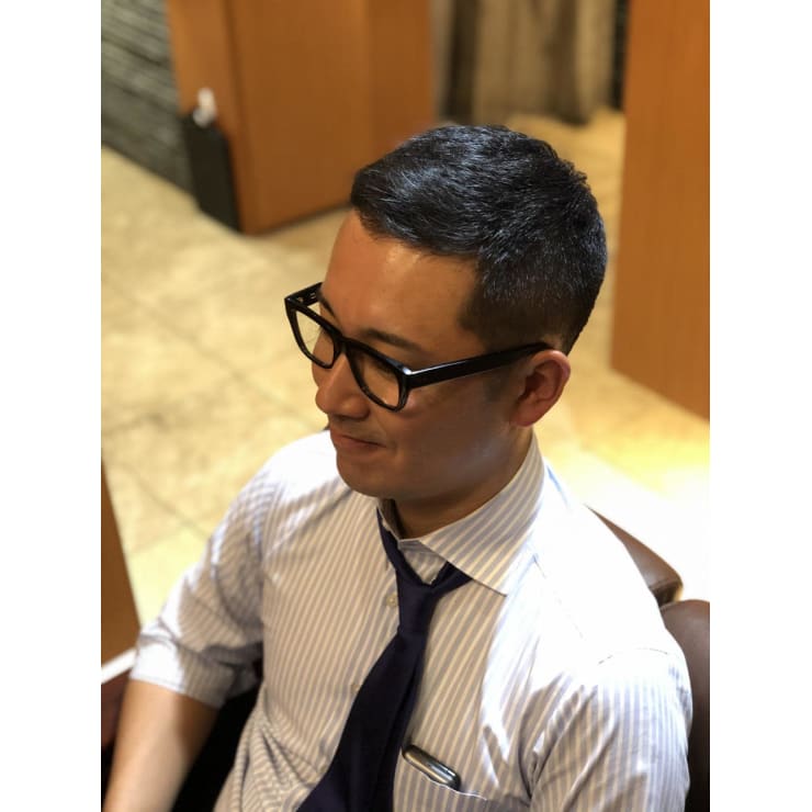 30代メンズ営業マンカットコース ヘアーモードキクチ 銀座店 ヘアーモードキクチ のヘアスタイル 美容院 美容室を予約するなら楽天ビューティ