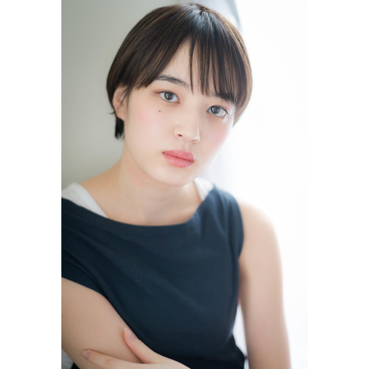 Abiquiu 大人かわいいレイヤーダブルバングショート Abiquiu 表参道店 アビキューオモテサンドウテン のヘアスタイル 美容院 美容室を予約するなら楽天ビューティ