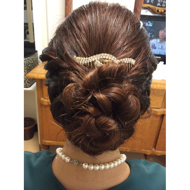 藤沢駅5分 ヘアセット専門サロン 結婚式ゲスト 卒業 入学式 謝恩会 ヘアセット2750円 ヘアセット メイク 着付 レンタル着物の専門店 ドレス21 ドレスニジュウイチ のこだわり特集 美容院 美容室を予約するなら楽天ビューティ