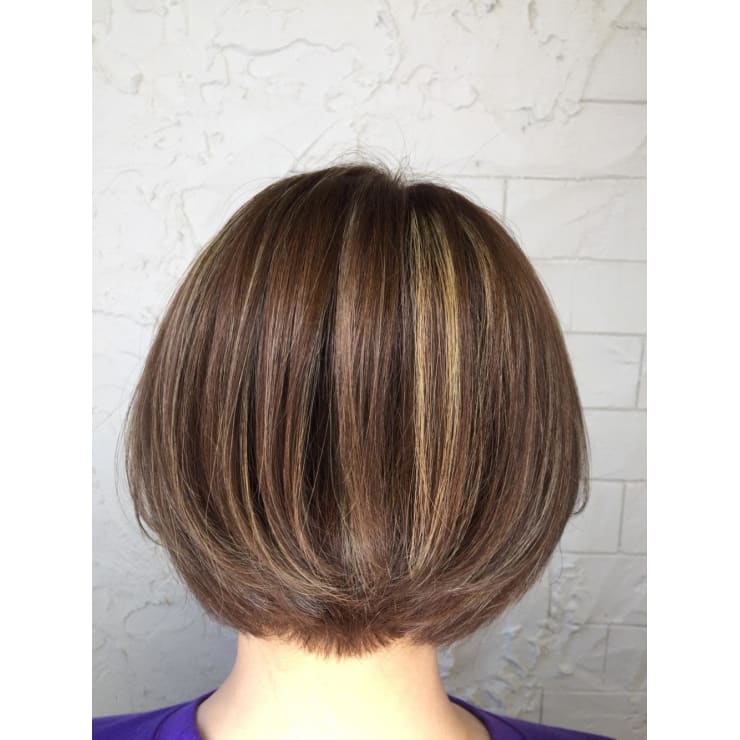 トップのボリュームアップひし形前下がりボブ Archange By Anyhow 川口駅東口 アルカンジュバイエニーハウ のヘアスタイル 美容院 美容室を予約するなら楽天ビューティ