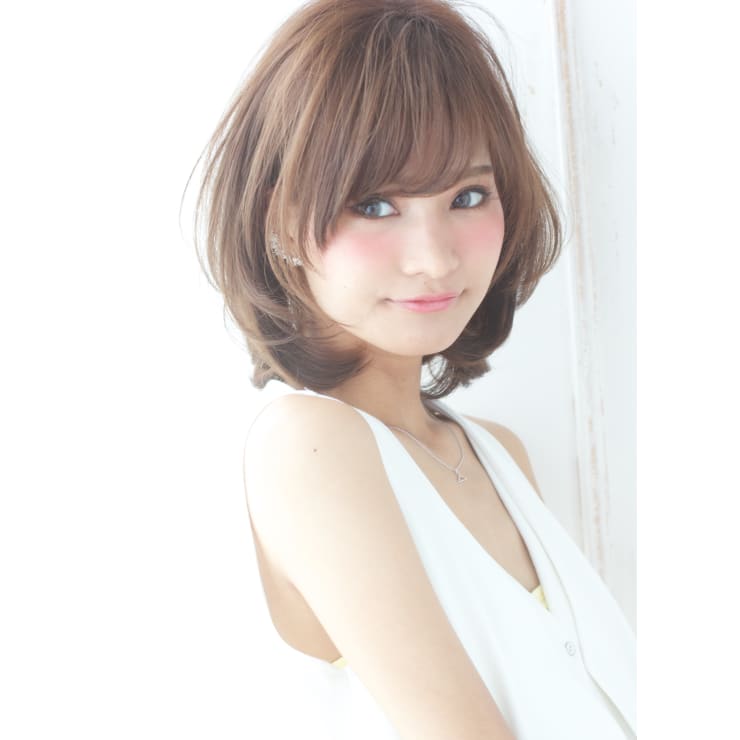愛されひし形ナチュラルストレートボブ Alice By Afloat アリスバイアフロート のヘアスタイル 美容院 美容室を予約するなら楽天ビューティ