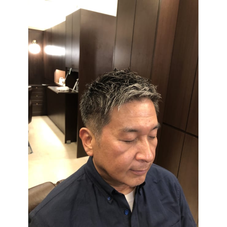 これからの季節に アップバングベリーショート Barbering Method Produce Byヘアサロン大野 バーバリングメソッド プロデュースバイヘアサロンオオノ のヘアスタイル 美容院 美容室を予約するなら楽天ビューティ