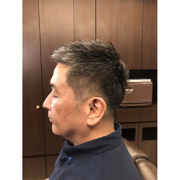 これからの季節に アップバングベリーショート Barbering Method Produce Byヘアサロン大野 バーバリングメソッド プロデュースバイヘアサロンオオノ のヘアスタイル 美容院 美容室を予約するなら楽天ビューティ