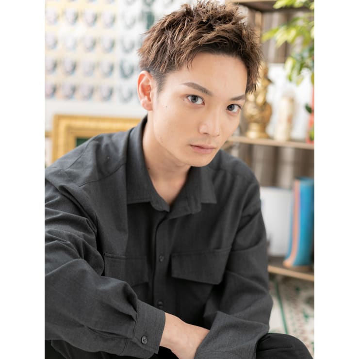外国人風カラー モテワイルドアップバング ソフトツーブロック Cover Hair Bliss 戸田公園西口店 髪質改善 縮毛矯正 ヘッドスパ カバーヘアブリス トダコウエンニシグチテン のヘアスタイル 美容院 美容室を予約するなら楽天ビューティ