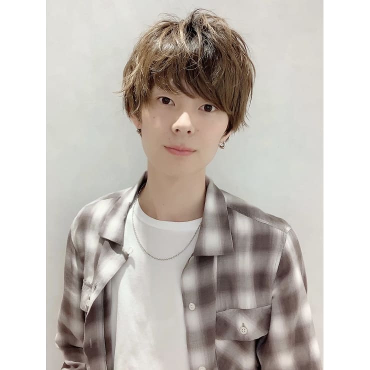 秋葉 直人 Euphoria 銀座三丁目 ユーフォリア ギンザサンチョウメ のスタッフ 美容院 美容室を予約するなら楽天ビューティ