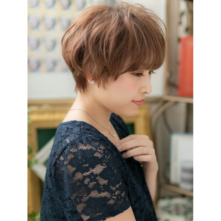 斜めバングで小顔くせ毛風ショートボブ 似合わせカット Cover Hair Bliss 川口東口駅前店 カバーヘアブリス カワグチヒガシグチエキマエテン のヘアスタイル 美容院 美容室を予約するなら楽天ビューティ
