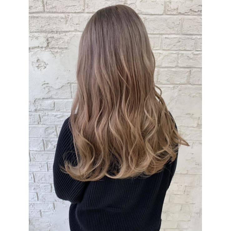 ミルクティーカラーことりベージュ無造作カール6012 Prize 池袋西口店 プライズ のヘアスタイル 美容院 美容室を予約するなら楽天ビューティ