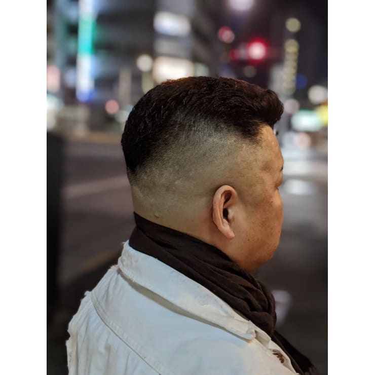 リーゼントフェード 理容室 銀座 メンズ ショート ヒロ銀座ヘアーサロン 銀座一丁目中央通り店 ヒロギンザヘアーサロンギンザイッチョウメチュウオウドオリテン のヘアスタイル 美容院 美容室を予約するなら楽天ビューティ