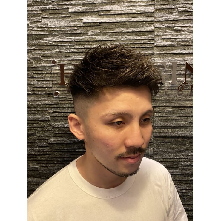 ツーブロック ジェットモヒカン 青山 理容室 メンズ Hiro Ginza Hair Salon 青山外苑前店 ヒロギンザヘアーサロンアオヤマガイエンマエテン のヘアスタイル 美容院 美容室を予約するなら楽天ビューティ