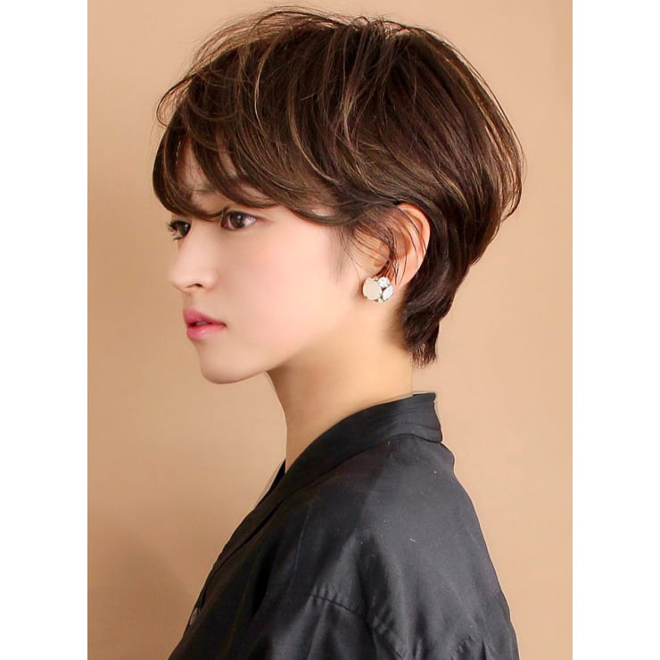 スタイリング簡単 パーマショート Circus By Beautrium 表参道 サーカスバイビュートリアム のヘアスタイル 美容院 美容室を予約するなら楽天ビューティ