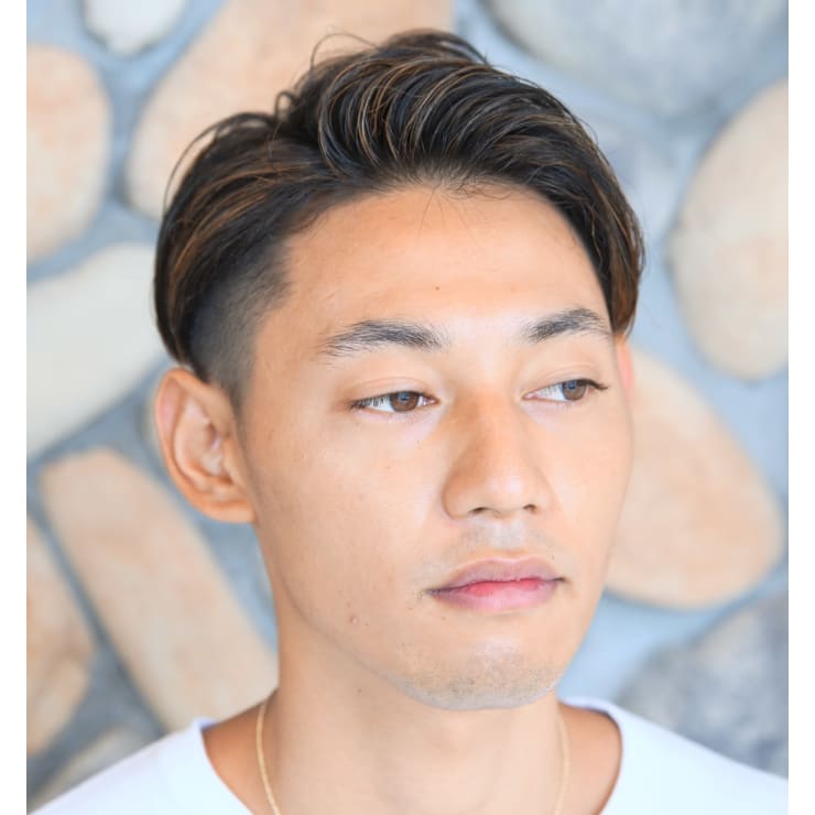 大人ハイライト キレイめさっぱり七三分け Beautrium 七里ヶ浜 ビュートリアム のヘアスタイル 美容院 美容室を予約するなら楽天ビューティ 大人ハイライト キレイめさっぱり七三分け Beautrium 七里ヶ浜 ビュートリアム のヘアスタイル 美容院 美容室を予約するなら楽天ビューティ