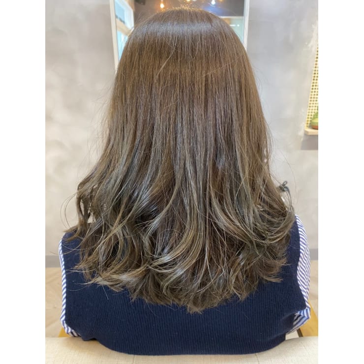 オススメ お得なメニュー多数 リタッチもフルカラーも カラーで気分を変えませんか Share Beauty Pono シェア ビューティー ポノ のこだわり特集 美容院 美容室を予約するなら楽天ビューティ