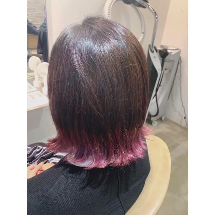 裾カラーのフレッシュピンク 切りっぱなしボブ Hair Make Opsis オプシス のヘアスタイル 美容院 美容室を予約するなら楽天ビューティ