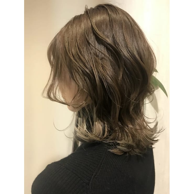ウルフレイヤー ミディアム インナーカラー Salon De Favori サロンドファヴォリ のヘアスタイル 美容院 美容室を予約するなら楽天ビューティ ウルフレイヤー ミディアム インナーカラー Salon De Favori サロンドファヴォリ のヘアスタイル 美容院 美容室を予約するなら楽天ビューティ