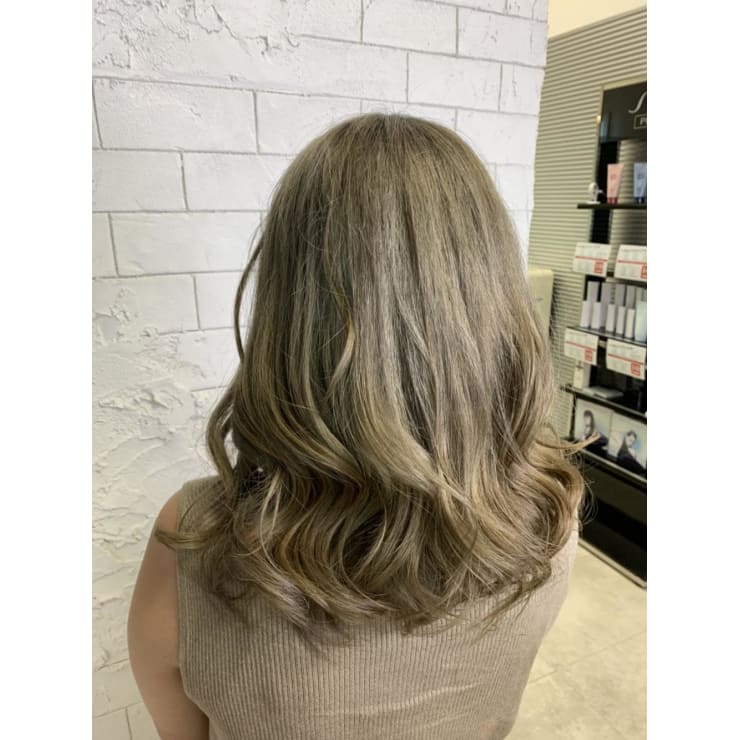 ブリーチカラー ミントアッシュ Archange By Anyhow 川口駅東口 アルカンジュバイエニーハウ のヘアスタイル 美容院 美容室を予約するなら楽天ビューティ