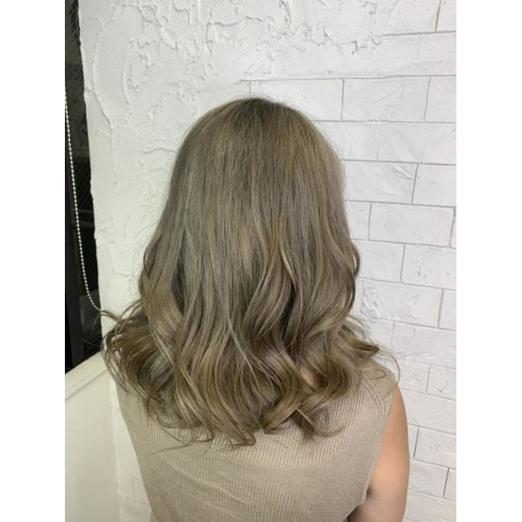 ブリーチカラー ミントアッシュ Archange By Anyhow 川口駅東口 アルカンジュバイエニーハウ のヘアスタイル 美容院 美容室を予約するなら楽天ビューティ