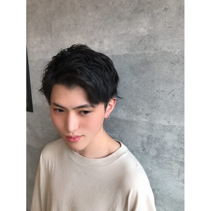 スーツが似合う 真剣佑ふく Roma ローマ 銀座店 ローマ ギンザテン のヘアスタイル 美容院 美容室を予約するなら楽天ビューティ スーツが似合う 真剣佑ふく Roma ローマ 銀座店 ローマ ギンザテン のヘアスタイル 美容院 美容室を予約するなら楽天ビューティ