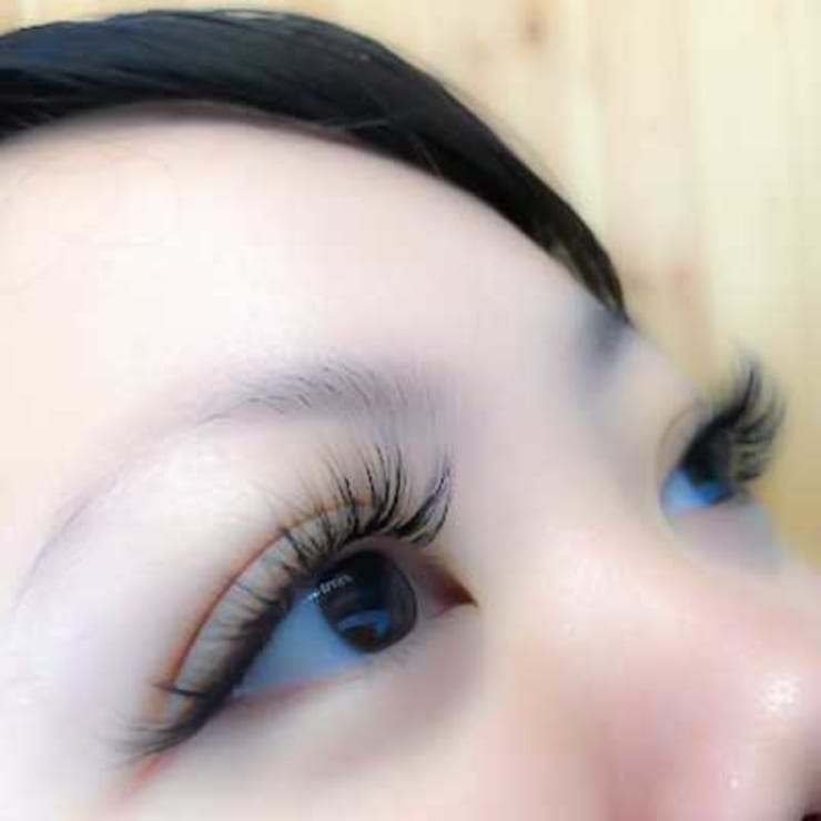 どんなデザインもお任せ下さい 自まつ毛が伸びたようなナチュラルな目元に仕上げます Betty Beaute ベティアンドボーテ のこだわり特集 ネイル まつげサロンを予約するなら楽天ビューティ