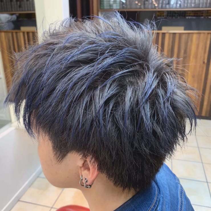 Qualis ブルーアッシュ メンズ Qualis 上板橋店 クオリスカミイタバシテン のヘアスタイル 美容院 美容室を予約するなら楽天ビューティ