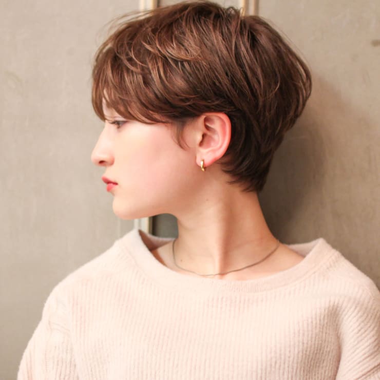ハンサムショート 大人かわいい センター分け ひし形 耳かけ Circus By Beautrium 青山 サーカスバイビュートリアム アオヤマ のヘアスタイル 美容院 美容室を予約するなら楽天ビューティ