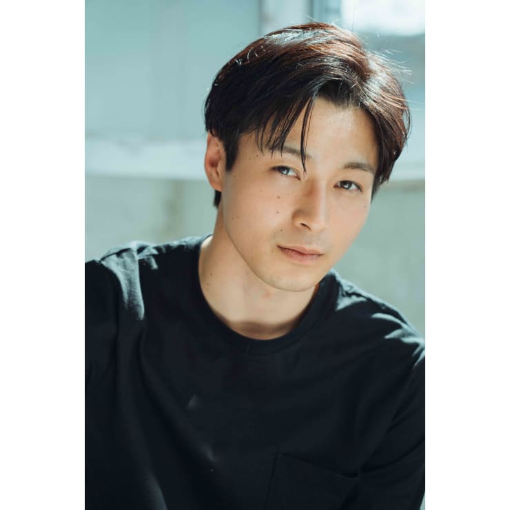 爽やかナチュラルアップバング F Parade エフパレード のヘアスタイル 美容院 美容室を予約するなら楽天ビューティ