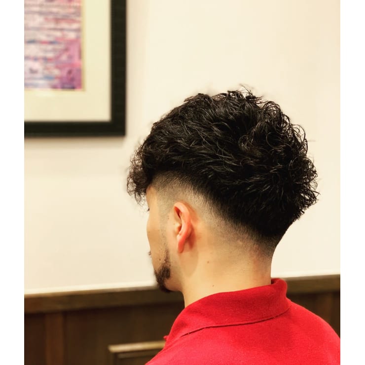 パーマフォワード＜理容室＞＜銀座＞＜メンズ＞＜ショート＞ |  ヒロ銀座ヘアーサロン銀座一丁目店(ヒロギンザヘアーサロンギンザイッチョウメテン)のヘアスタイル | 美容院・美容室を予約するなら楽天ビューティ