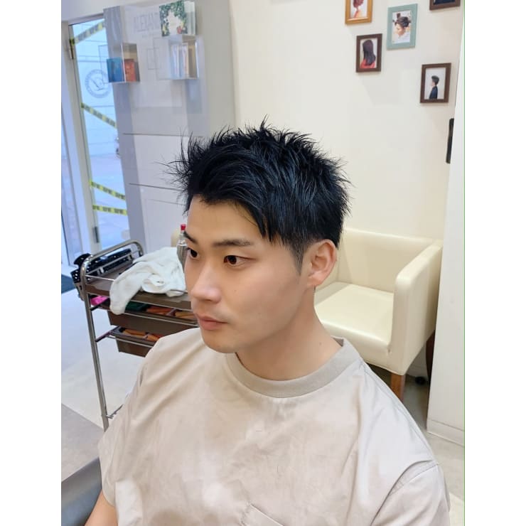 スパイキーショート Akira三宮店 アキラ のヘアスタイル 美容院 美容室を予約するなら楽天ビューティ