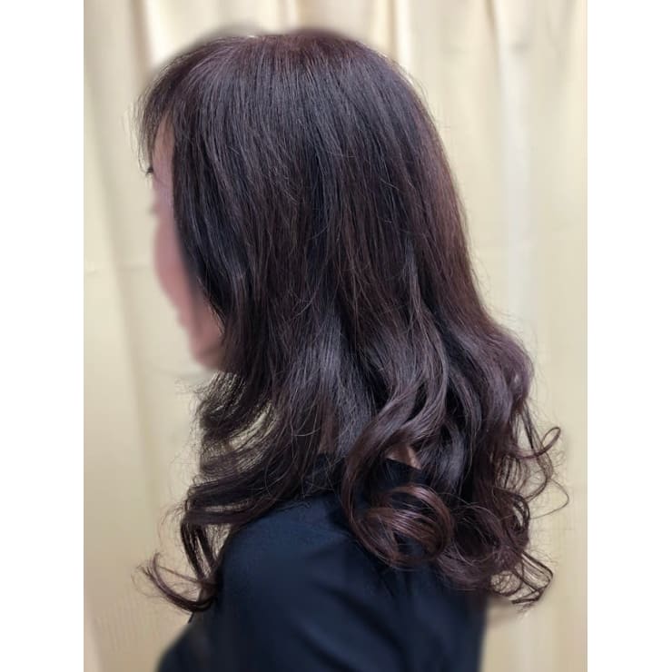 大人女性 ツヤ感 ゴージャスロング 理学美容院ひで リガクビヨウインヒデ のヘアスタイル 美容院 美容室を予約するなら楽天ビューティ
