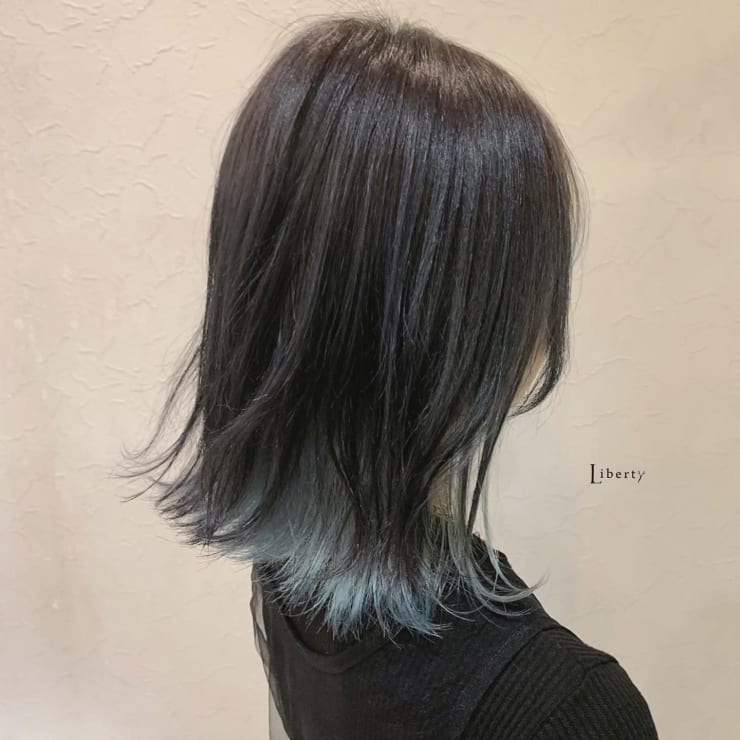 インナーカラー 前髪ポイントカラー Liberty リバティ のヘアスタイル 美容院 美容室を予約するなら楽天ビューティ