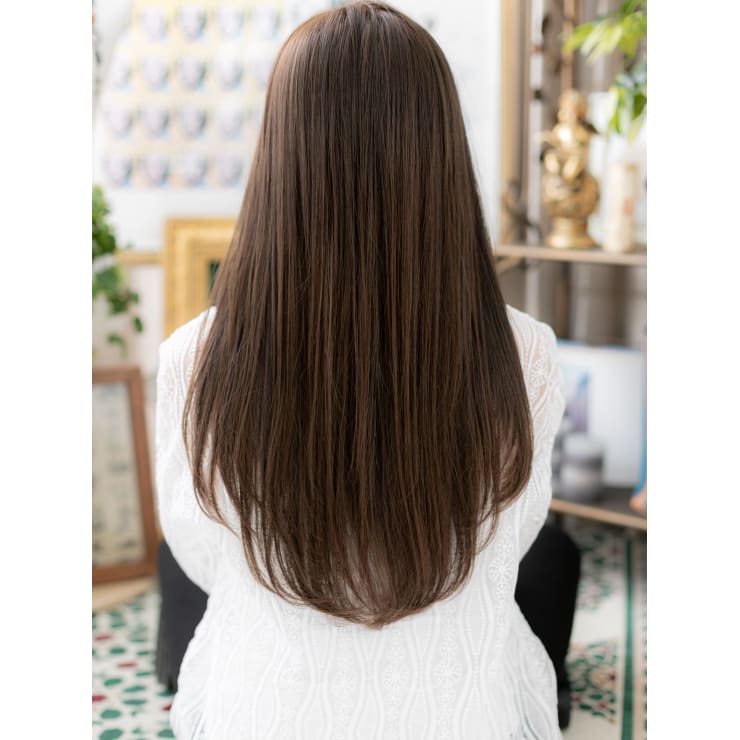 アシンメトリー黒髪ダークカラー小顔ロング 寒色系カラー Cover Hair Bliss 大宮西口店 髪質改善 縮毛矯正 ヘッドスパ カバーヘアブリス オオミヤニシグチテン のヘアスタイル 美容院 美容室を予約するなら楽天ビューティ