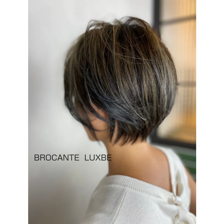 ショートボブ シークレットカラー ハイライト 小顔 ボブ | L