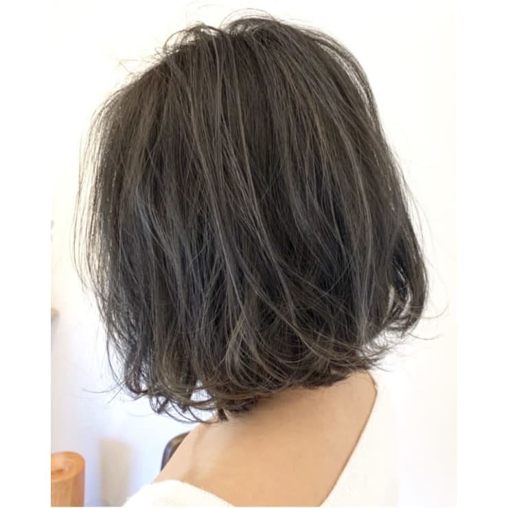 黒髪外ハネワンレンボブハイライトアッシュ Kocchi コッチ のヘアスタイル 美容院 美容室を予約するなら楽天ビューティ